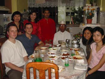 Host Programme -Hari Raya